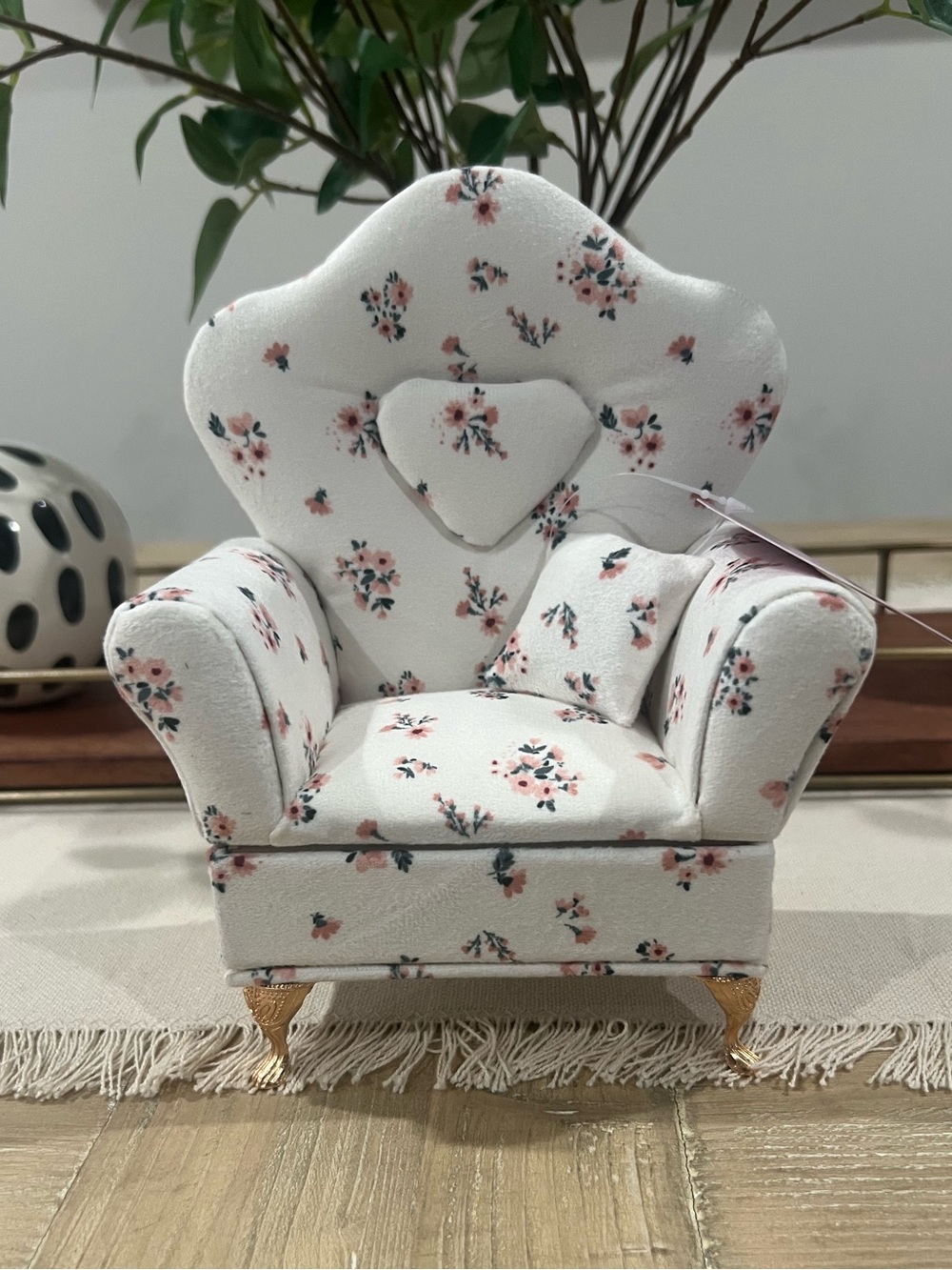 NWT Floral Miniature Sofa Jewelry Organizer